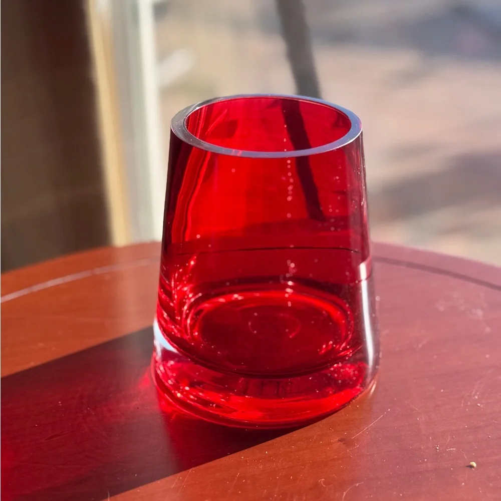 Beautiful Red Glass Flower Vase Thick Heavy Home‎ Decor